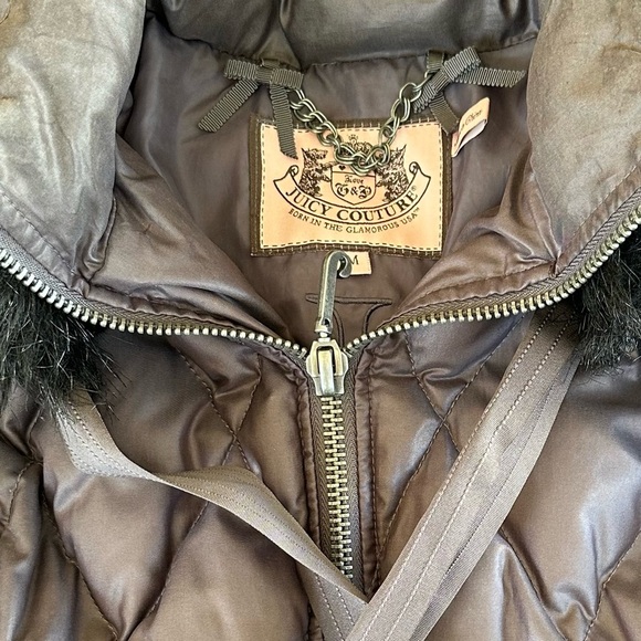 Juicy Couture Women’s Hooded Full Zip Puffer Down Jacket Removable Fur Sz. M - Picture 10 of 13